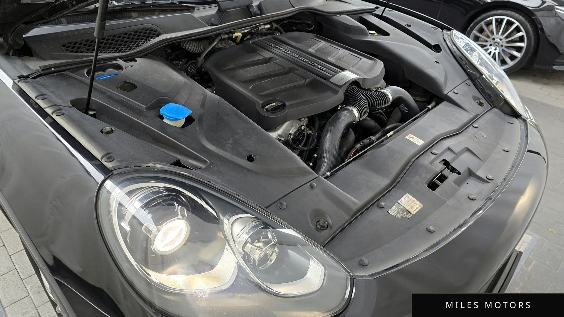 Porsche Cayenne 2015 — миниатюра 6
