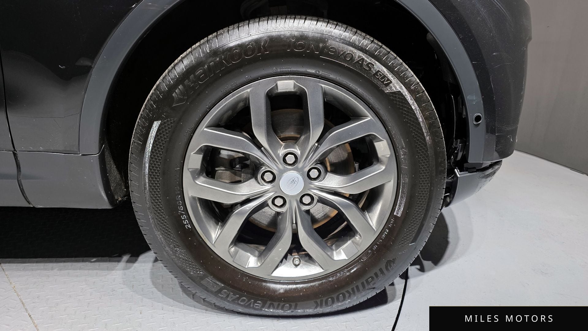 Land Rover Discovery 2020 — миниатюра 5