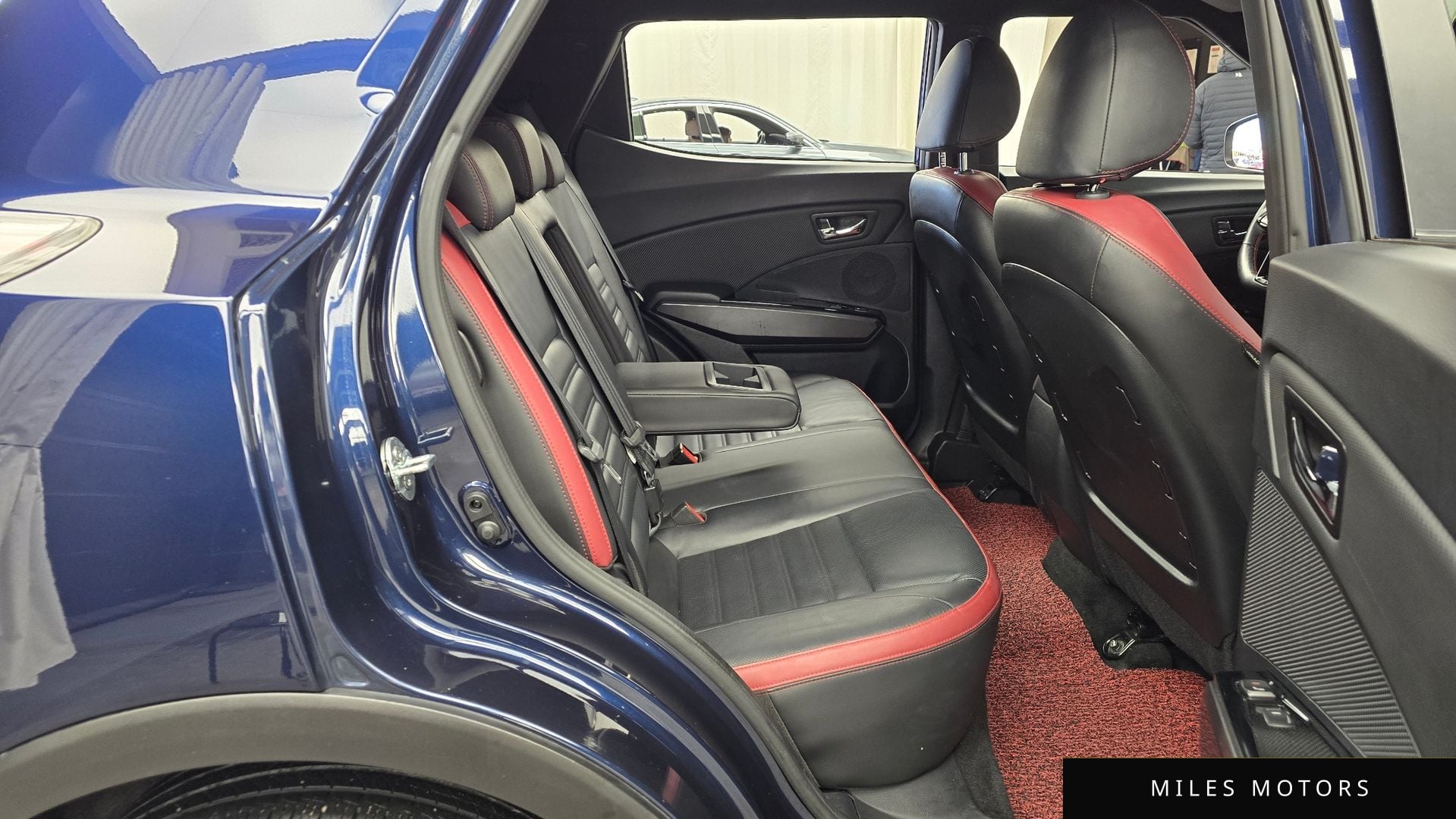 KG Mobility 베리 뉴 티볼리 2020 — миниатюра 12