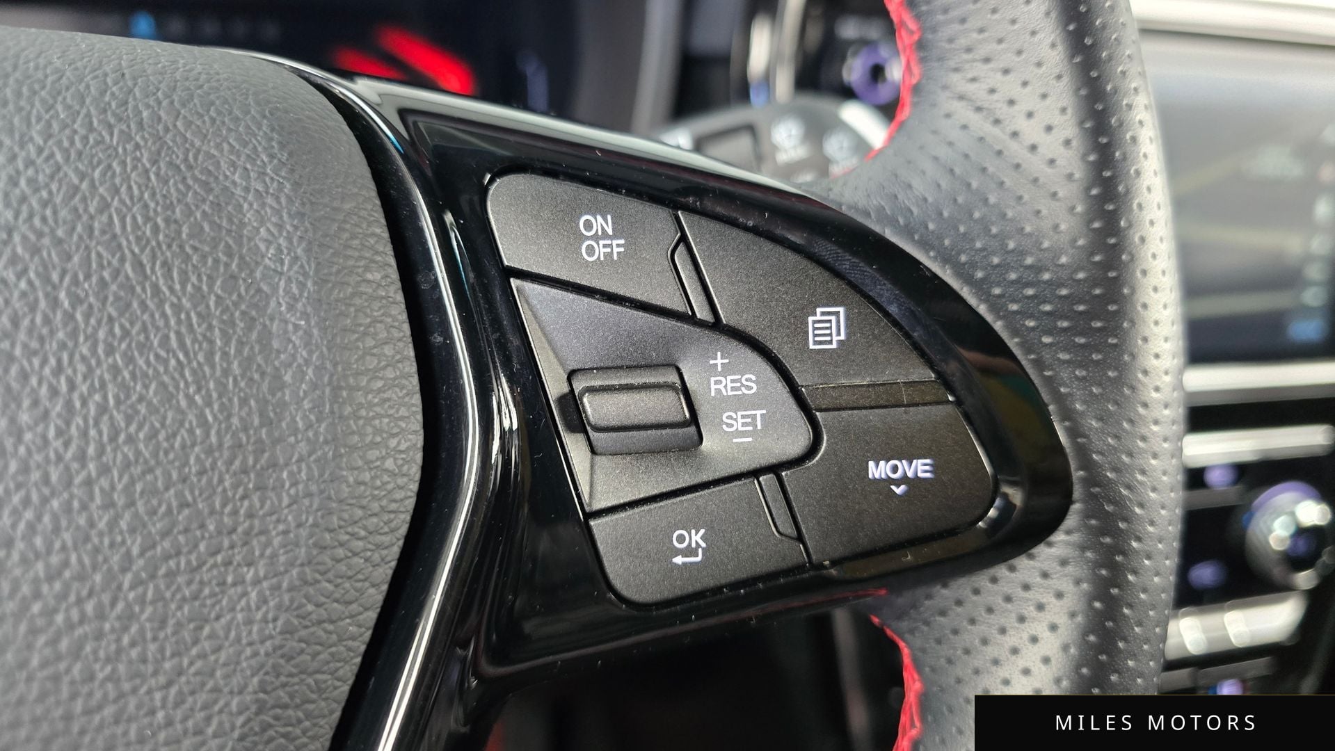 KG Mobility 베리 뉴 티볼리 2020 — миниатюра 18