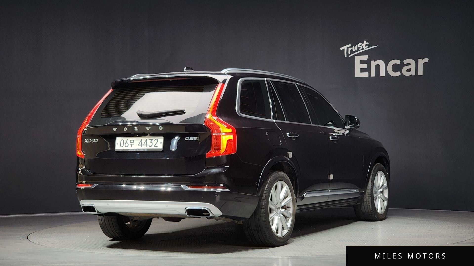 Volvo XC90 2018 — миниатюра 2