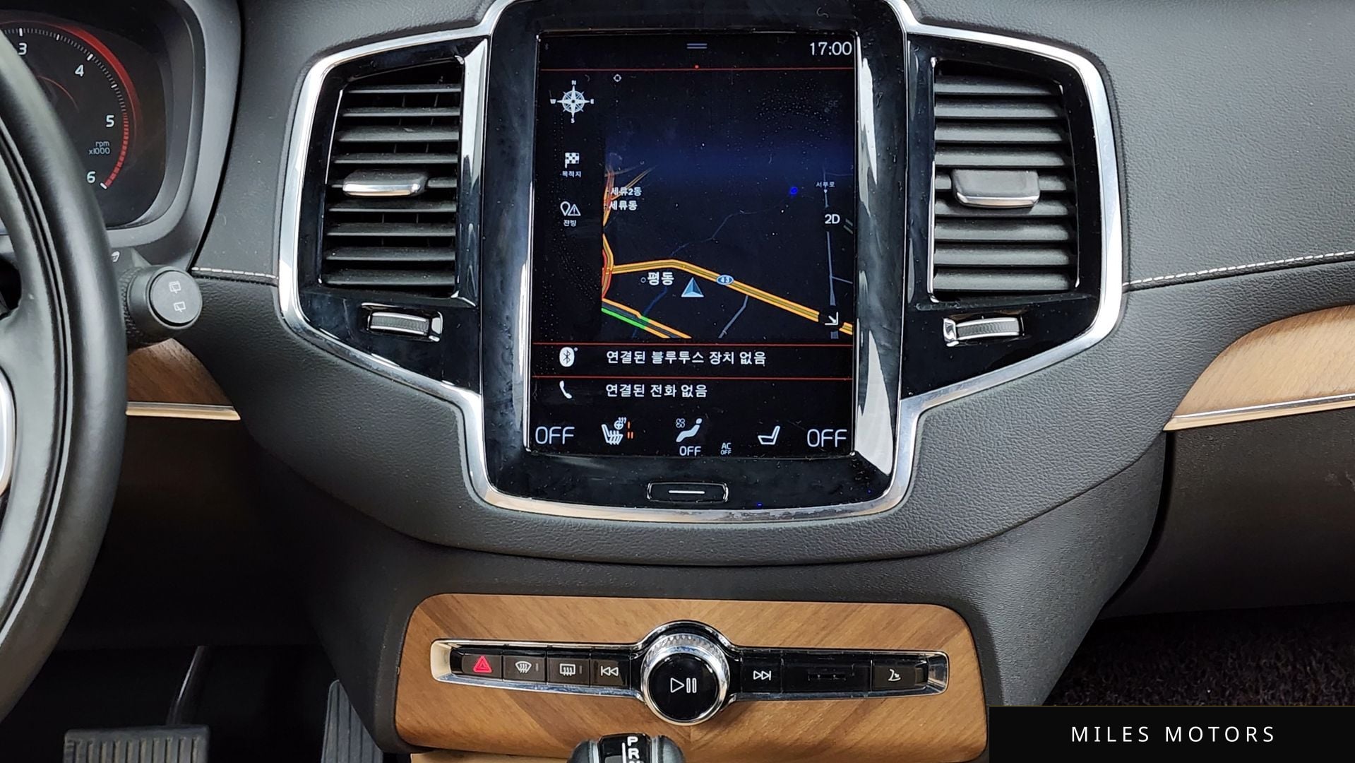 Volvo XC90 2018 — миниатюра 14