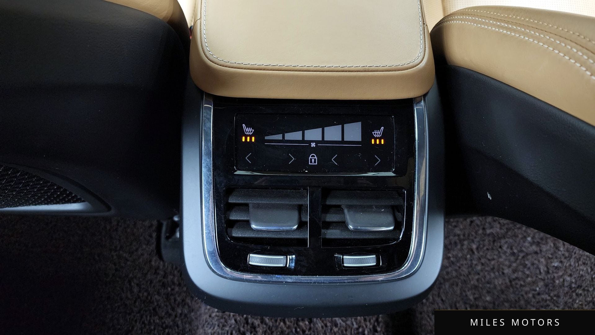 Volvo XC90 2018 — миниатюра 19