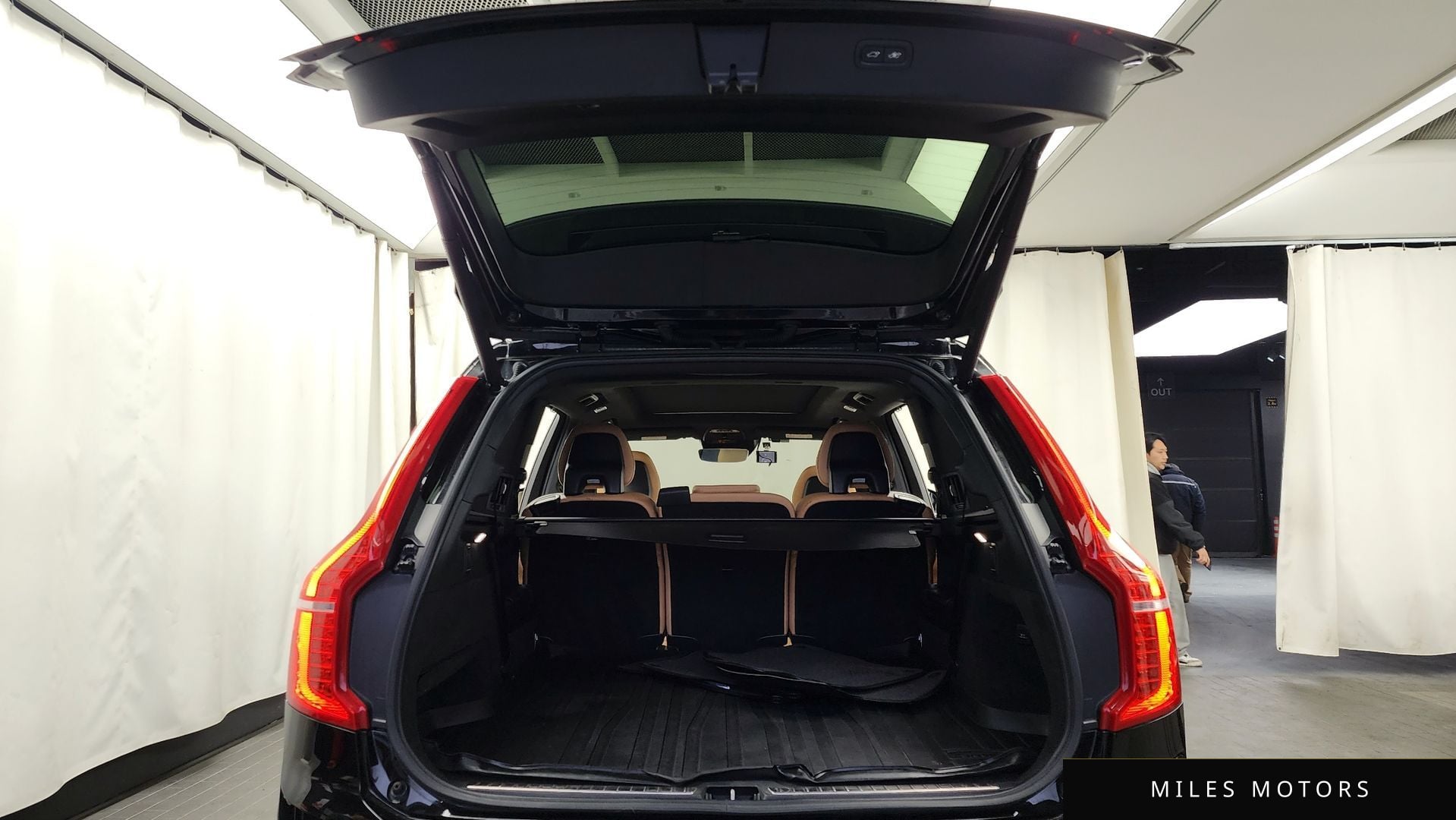 Volvo XC90 2018 — миниатюра 20
