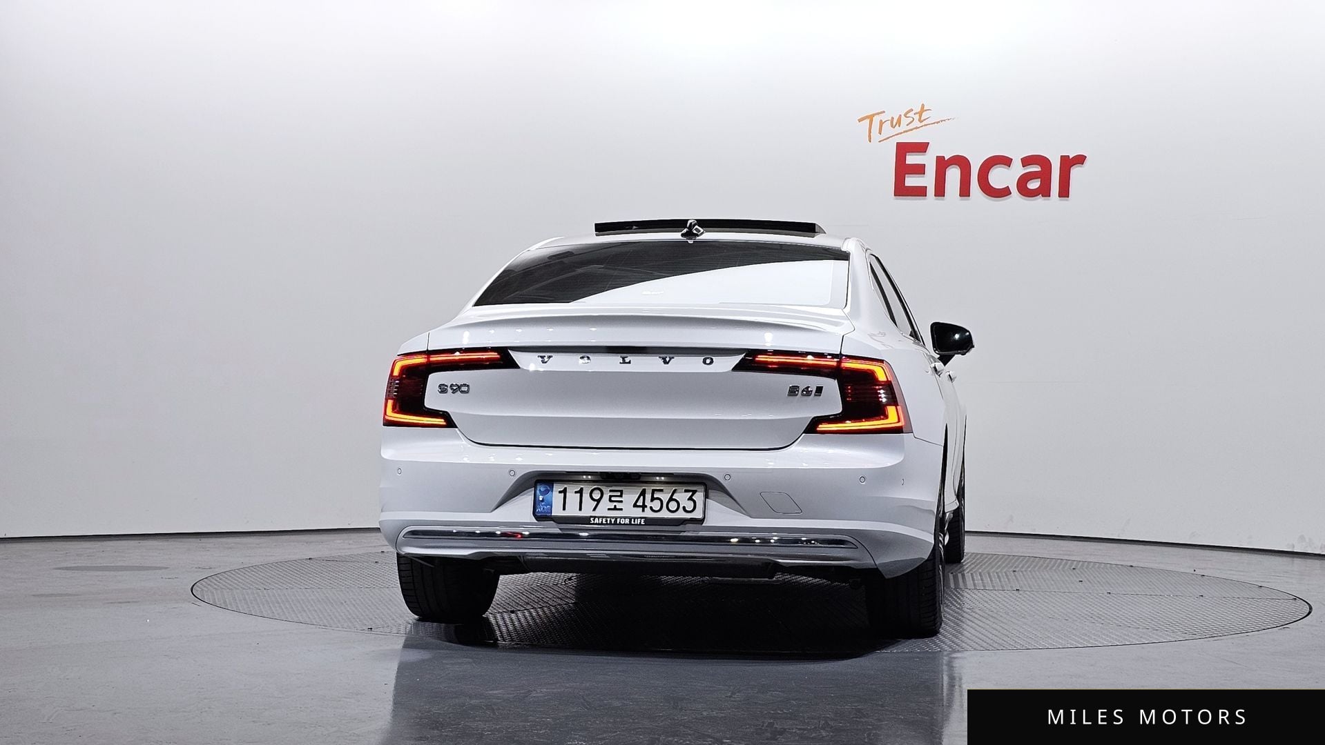 Volvo S90 2023 — миниатюра 4