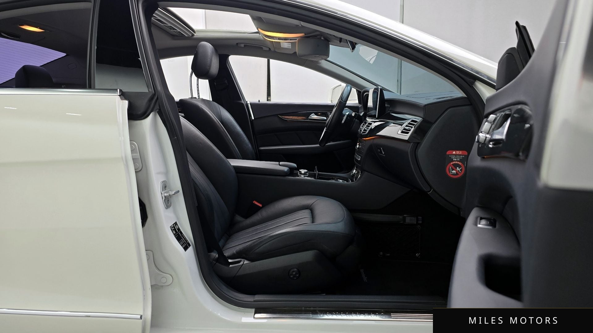 Mercedes-Benz CLS-클래스 W218 2016 — миниатюра 10