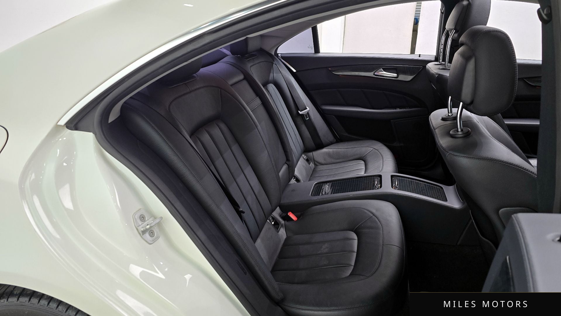 Mercedes-Benz CLS-클래스 W218 2016 — миниатюра 12