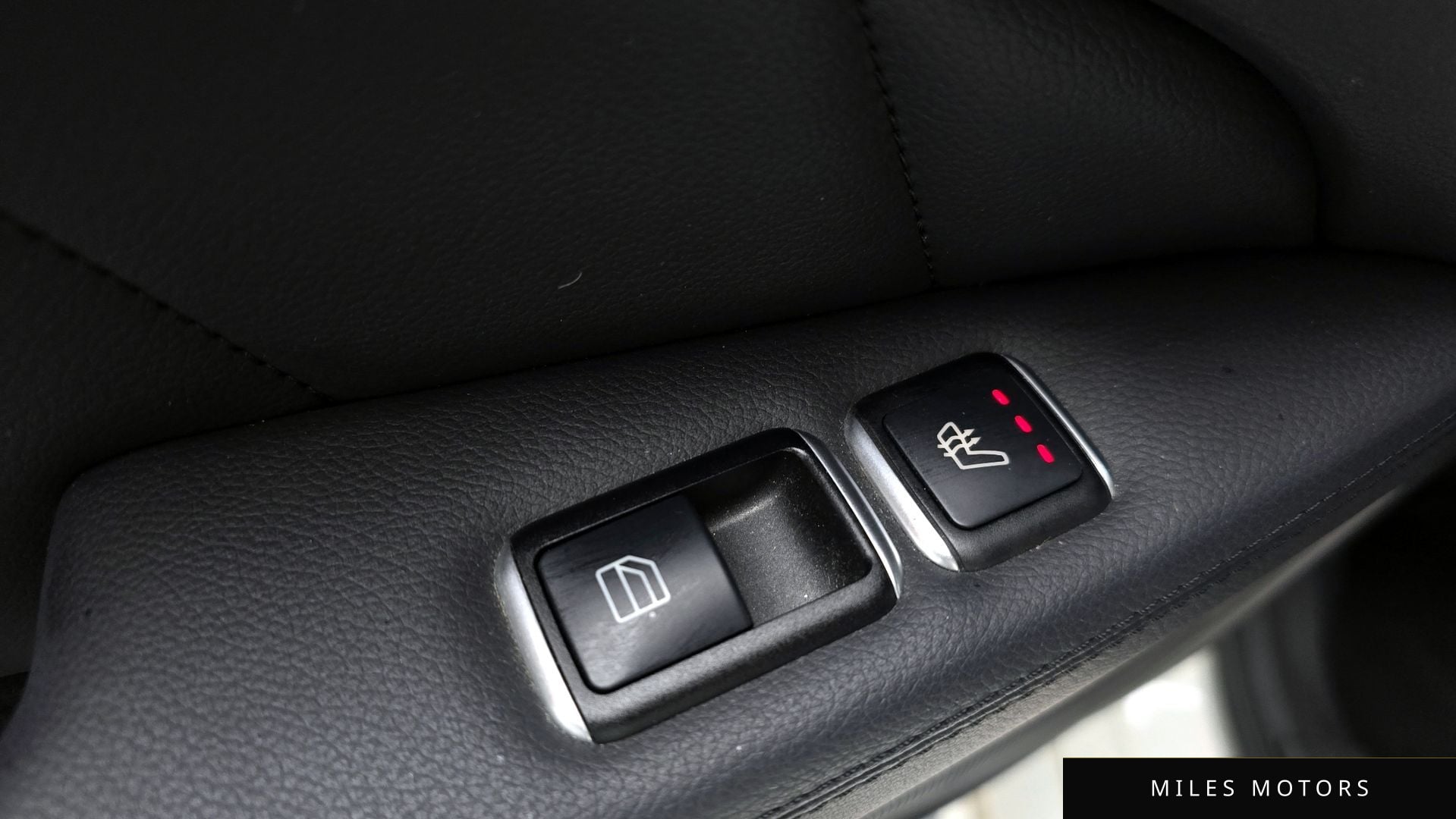 Mercedes-Benz CLS-클래스 W218 2016 — миниатюра 18