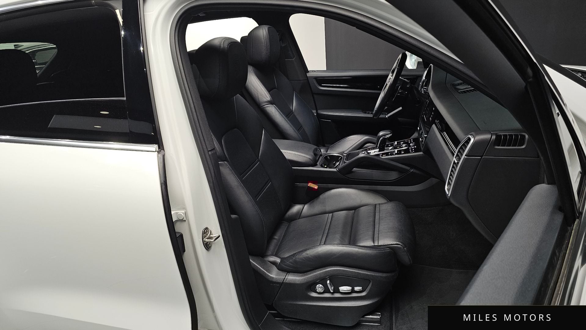 Porsche 카이엔 (PO536) 2021 — миниатюра 8
