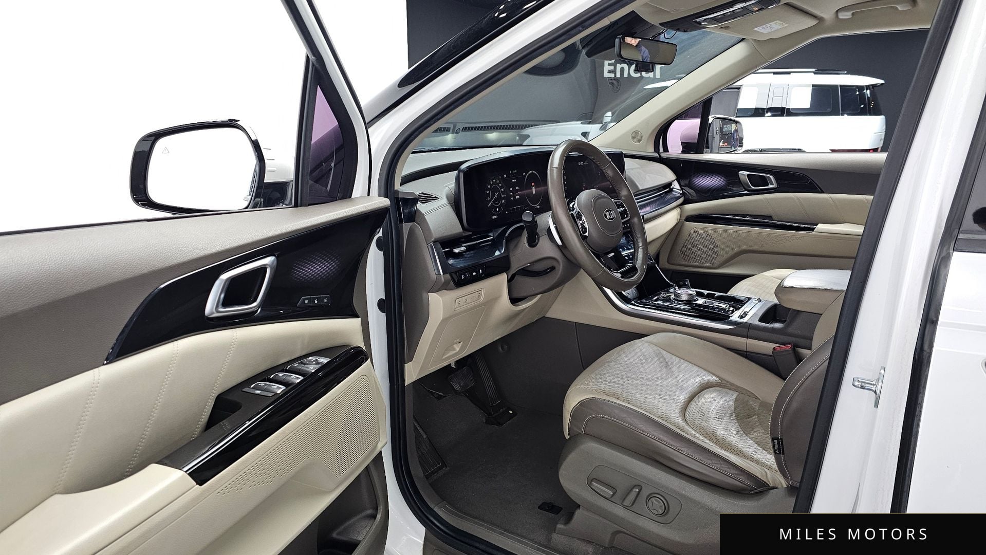 Kia Carnival 2021 — миниатюра 11