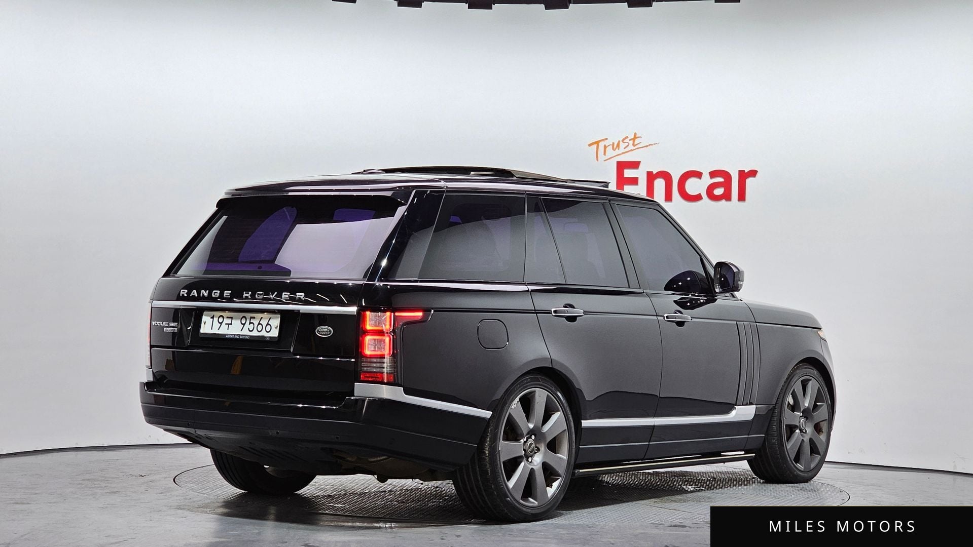 Land Rover Range Rover 2014 — миниатюра 2