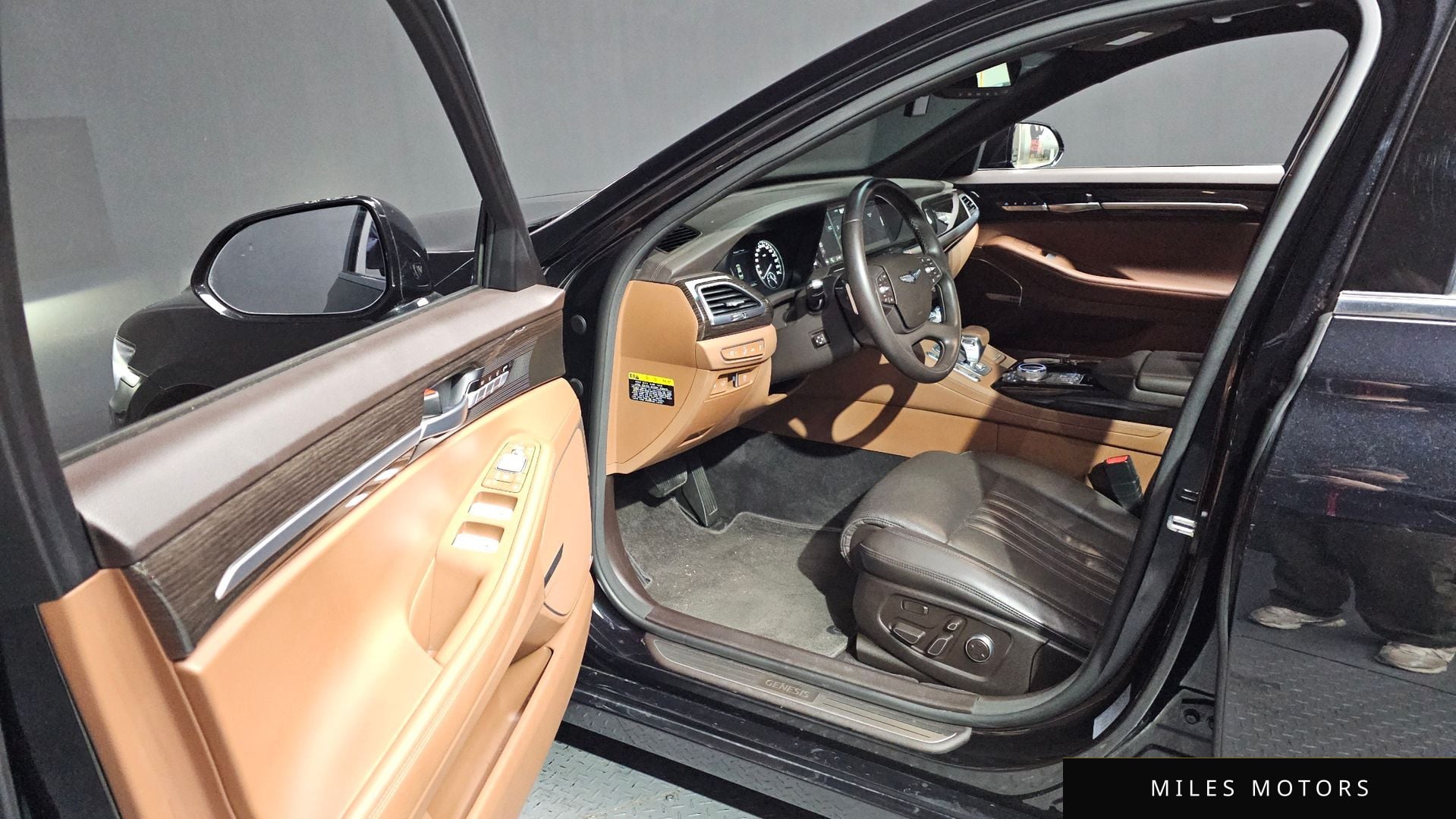 Genesis G90 2021 — миниатюра 10