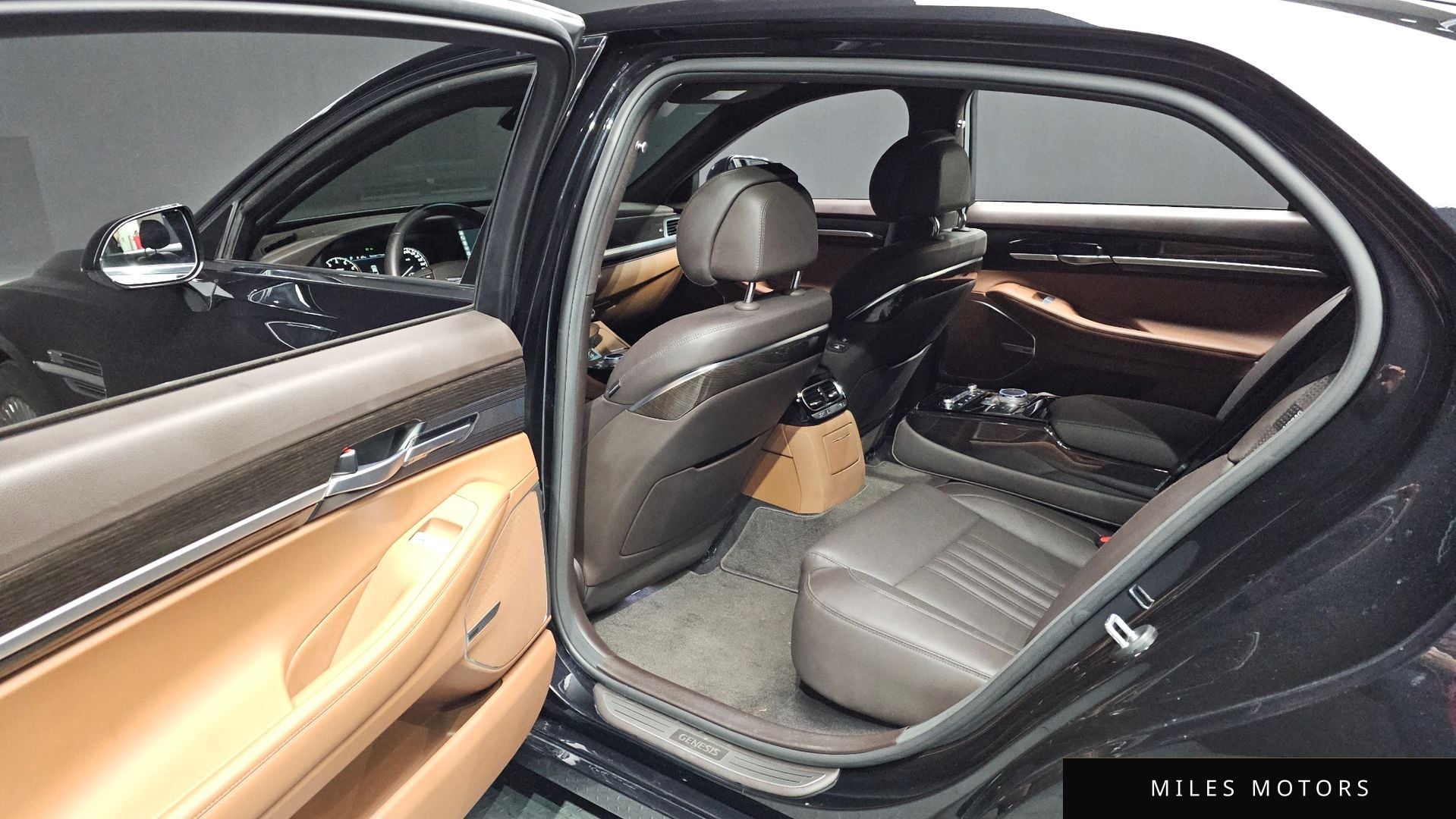 Genesis G90 2021 — миниатюра 12