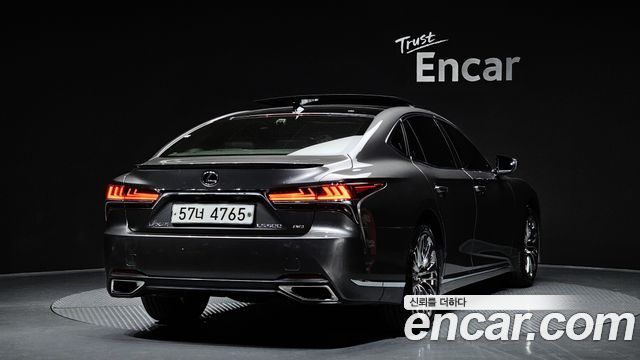 Лексус LS500 2018 — миниатюра 2