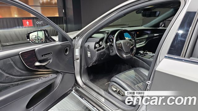 Лексус LS500 2018 — миниатюра 11