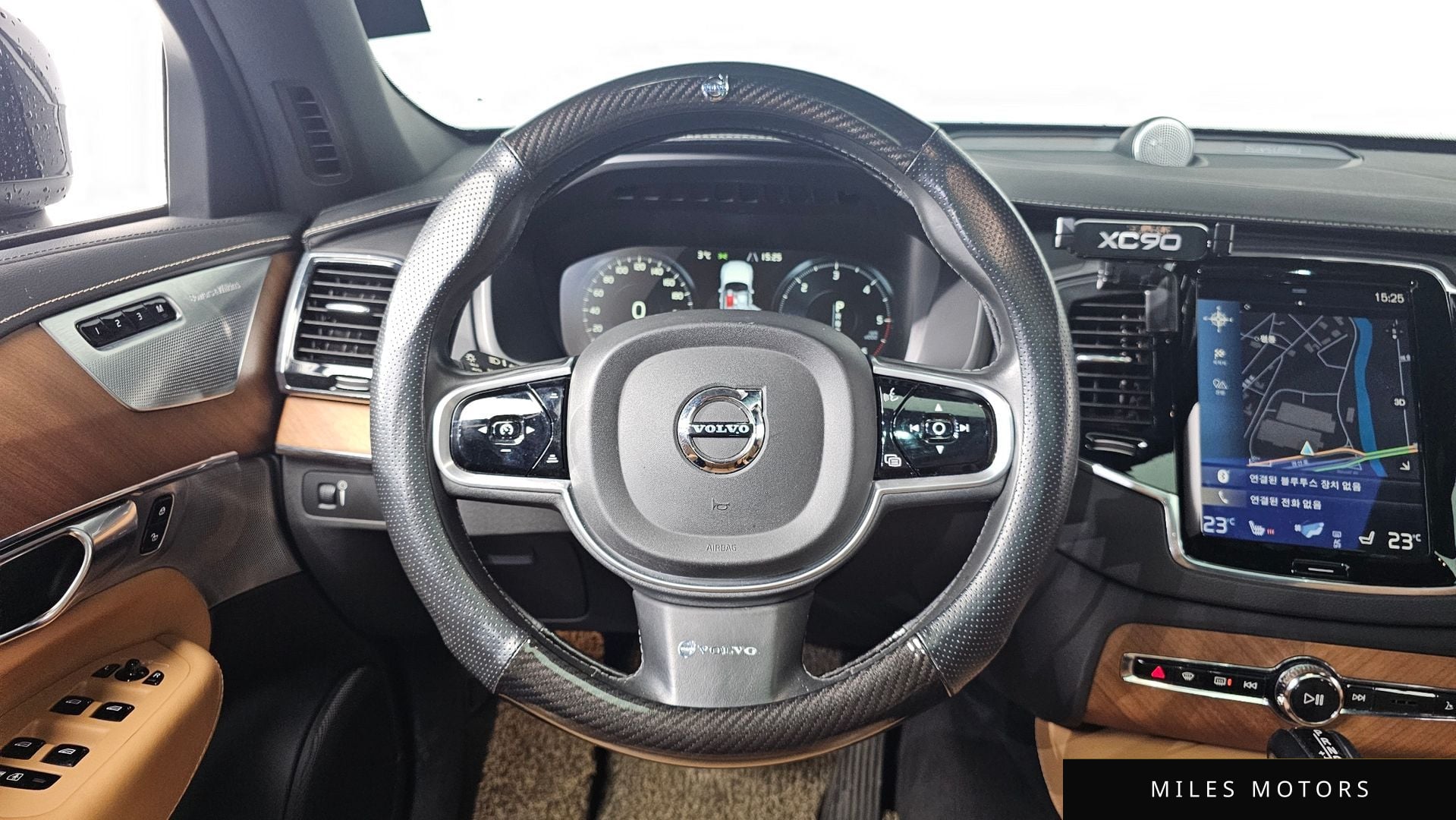 Volvo XC90 2018 — миниатюра 13
