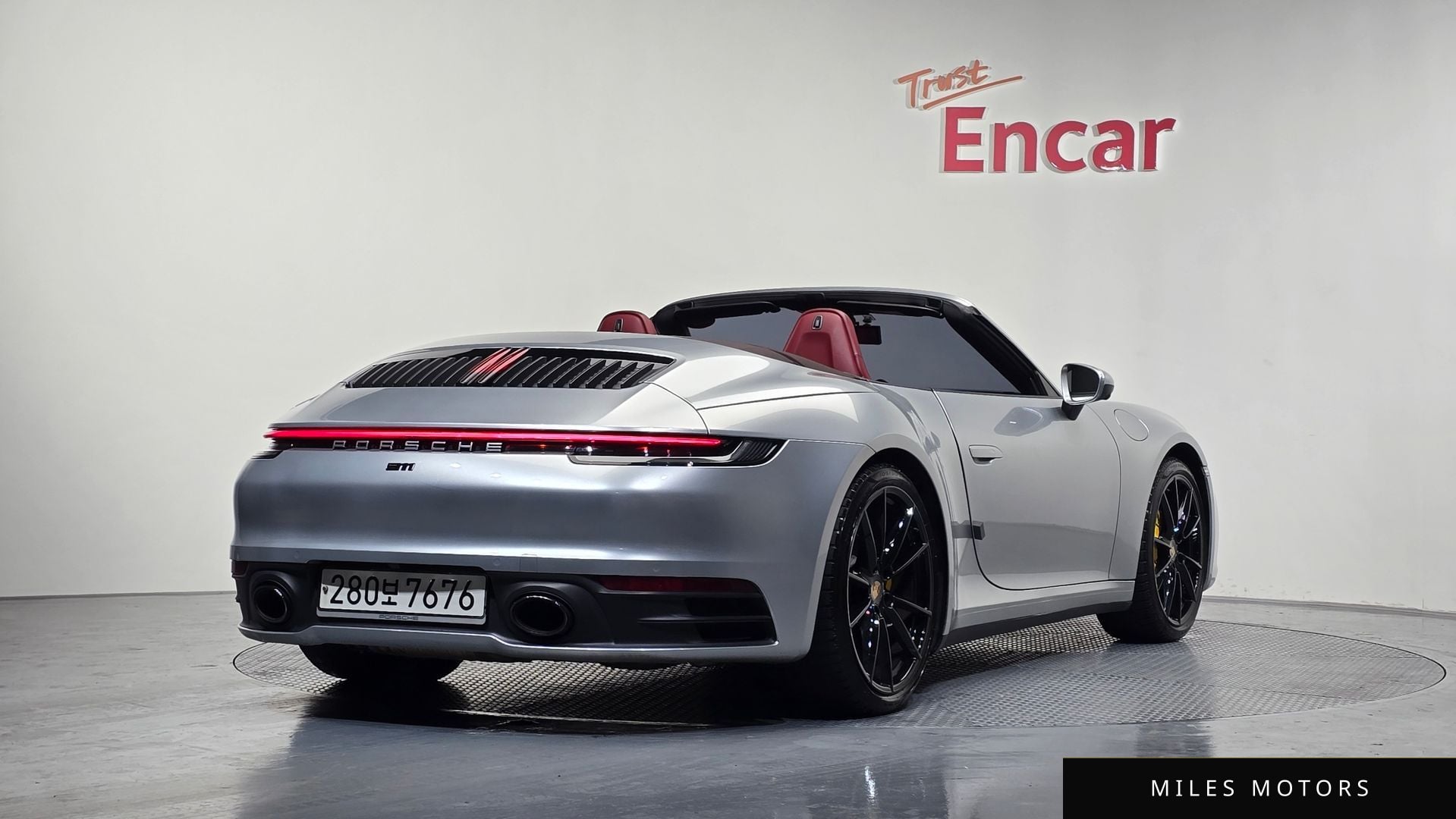 Porsche 911 (992) 2020 — миниатюра 2