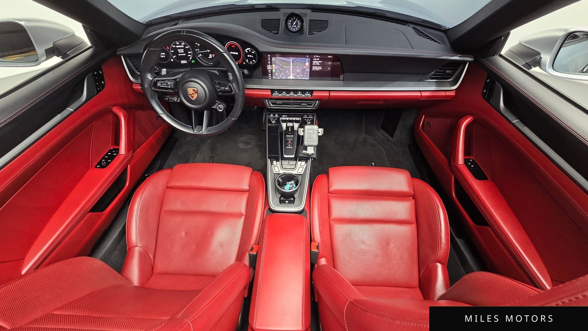 Porsche 911 (992) 2020 — миниатюра 7