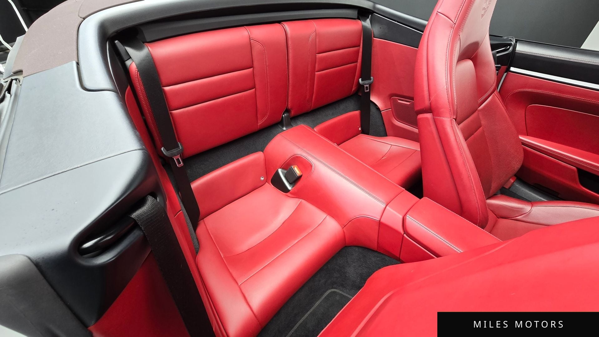 Porsche 911 (992) 2020 — миниатюра 12