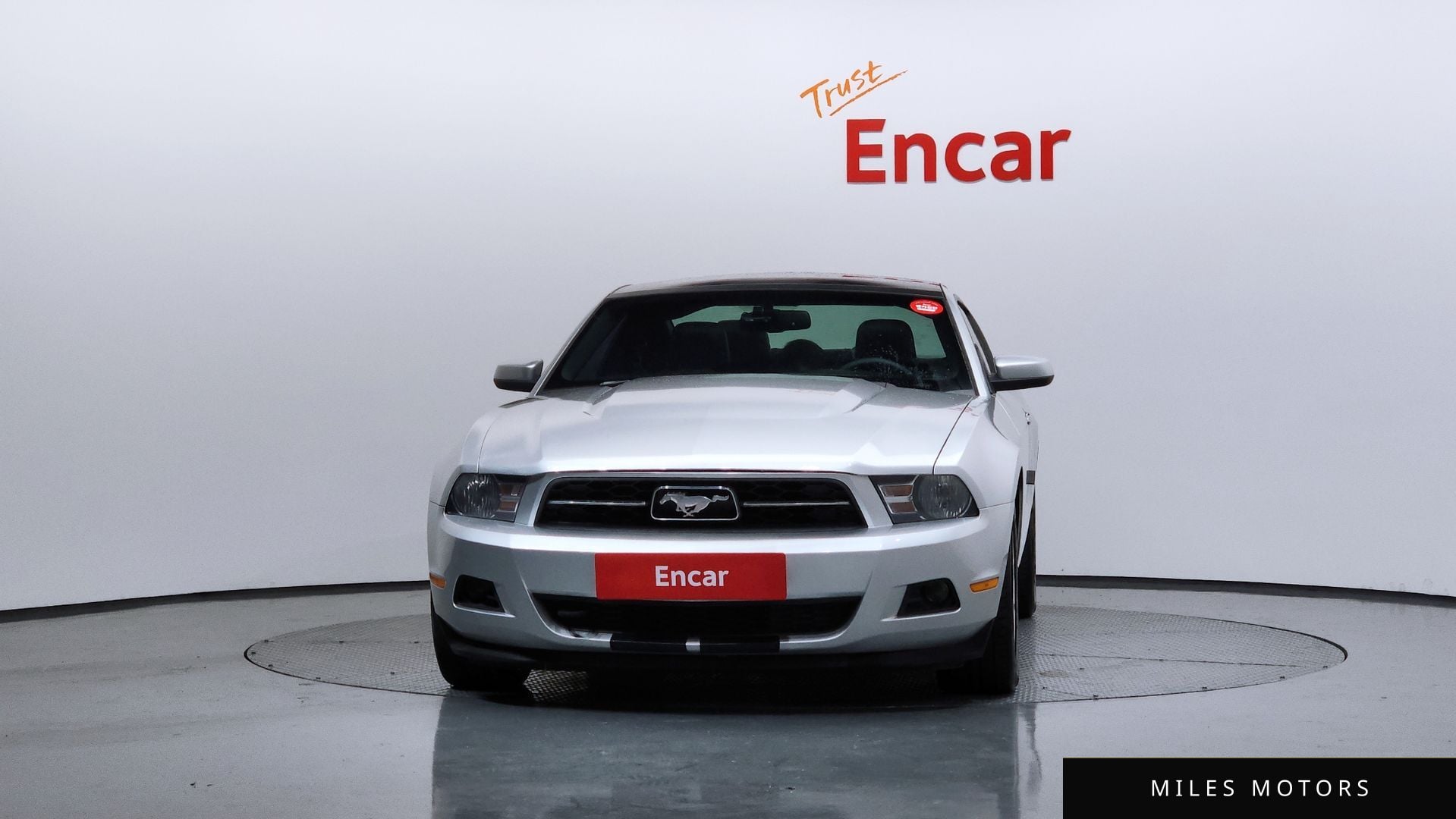 Ford Mustang 2011 — миниатюра 3
