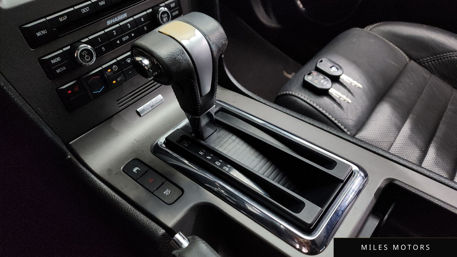 Ford Mustang 2011 — миниатюра 9