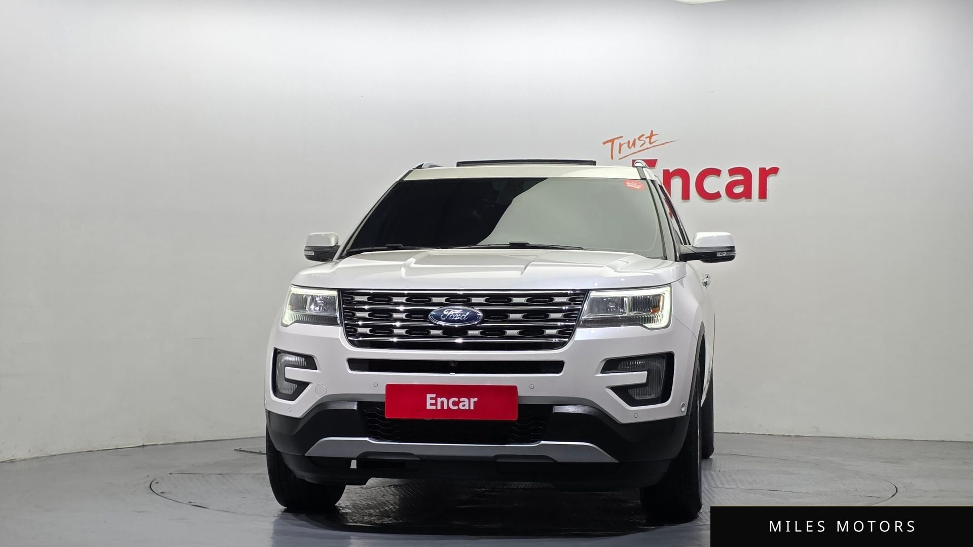 Ford Explorer 2017 — миниатюра 3