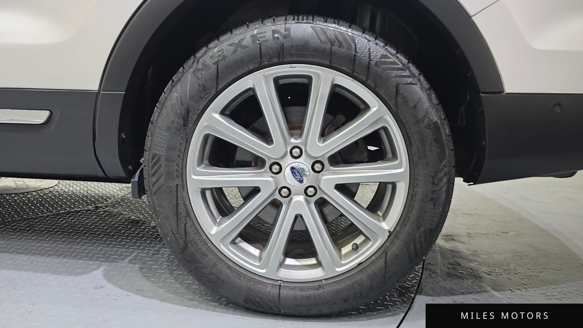 Ford Explorer 2017 — миниатюра 5
