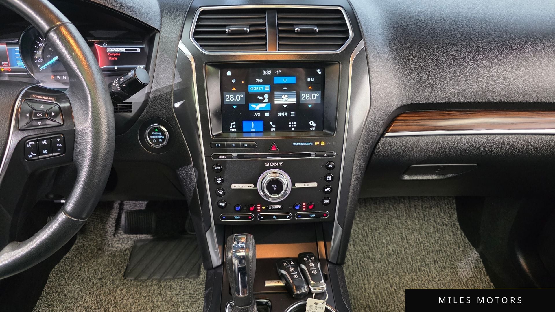 Ford Explorer 2017 — миниатюра 14