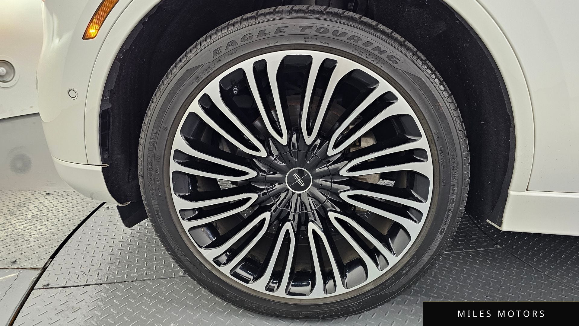 Lincoln Aviator 2022 — миниатюра 5