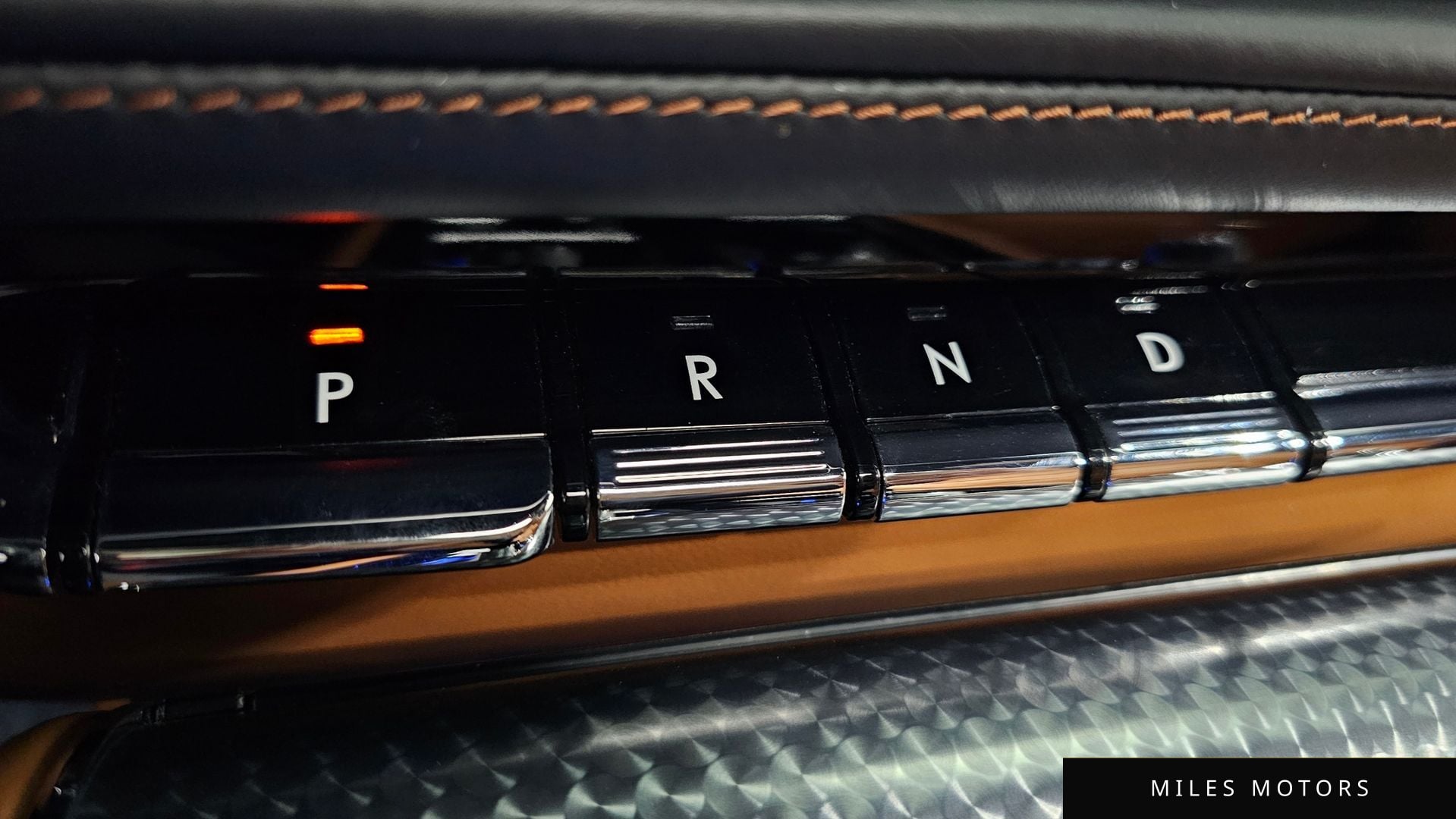 Lincoln Aviator 2022 — миниатюра 9