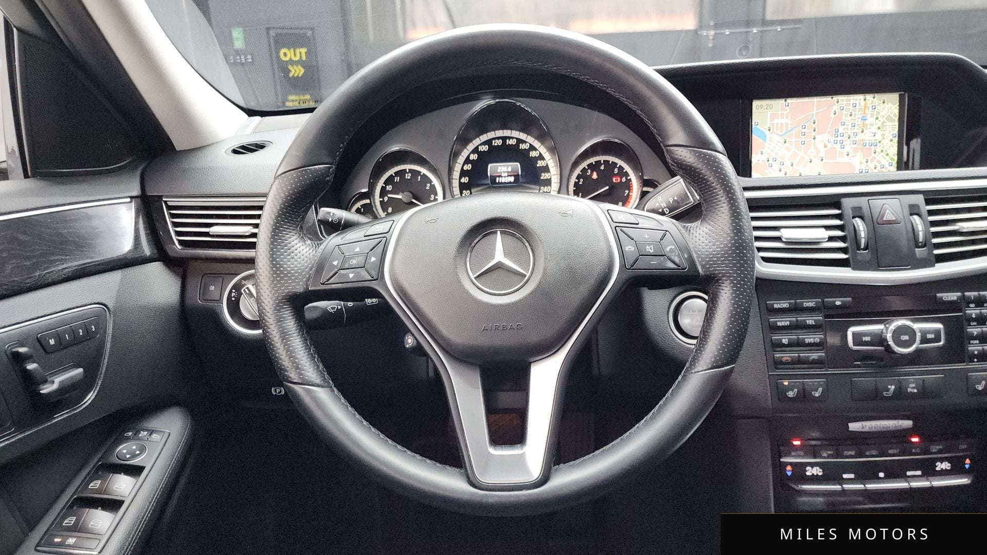 Mercedes-Benz E-Class W212 2013 — миниатюра 13