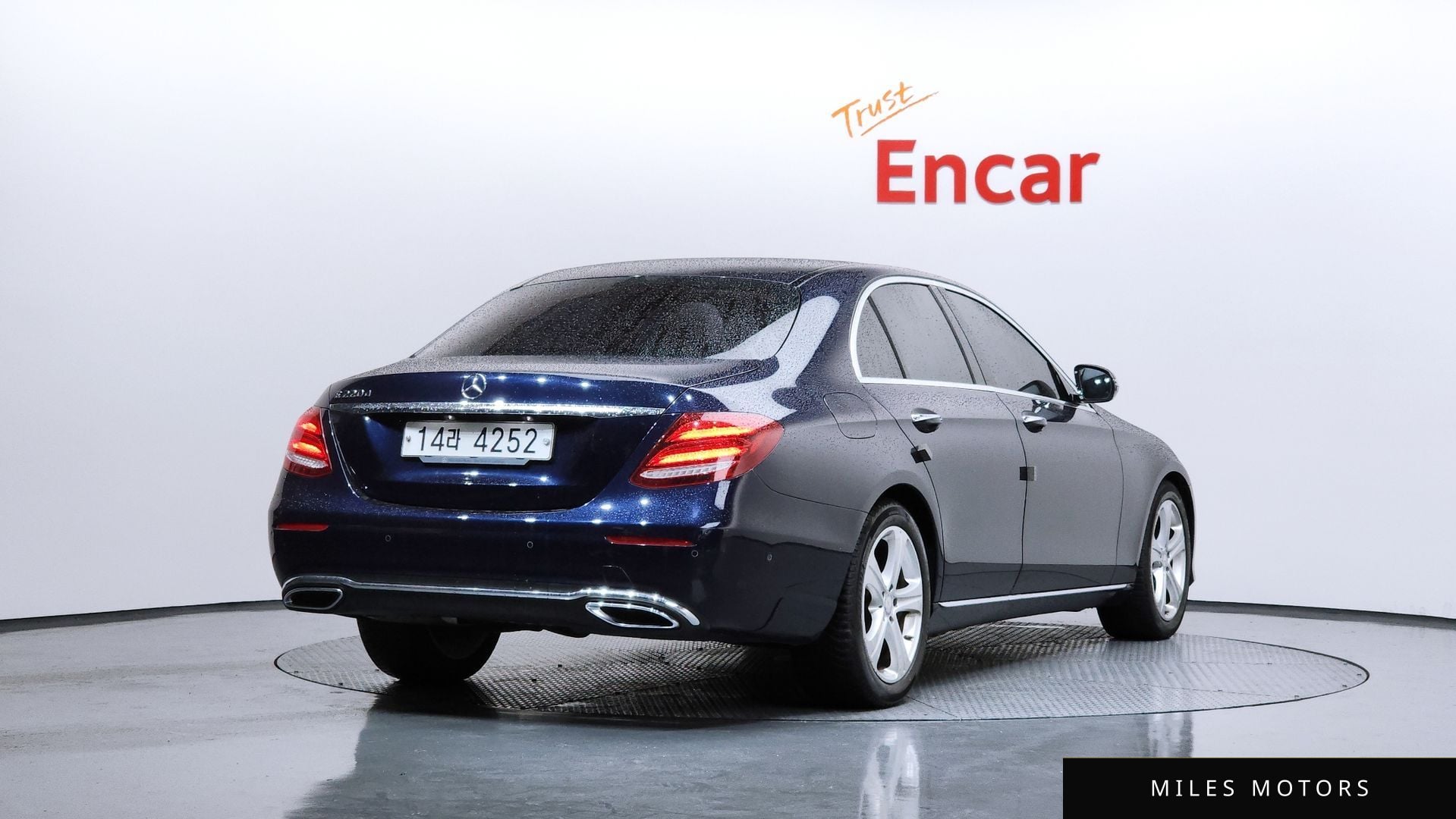 Mercedes-Benz E-Class W213 2017 — миниатюра 2