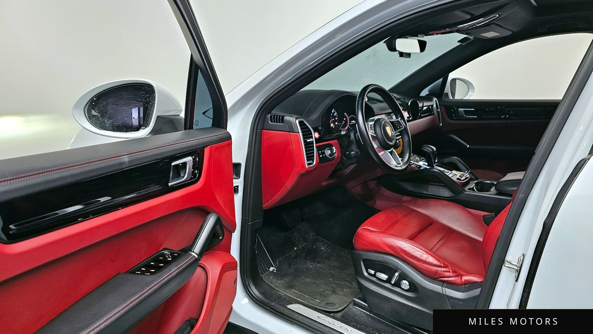 Porsche Cayenne 2020 — миниатюра 11