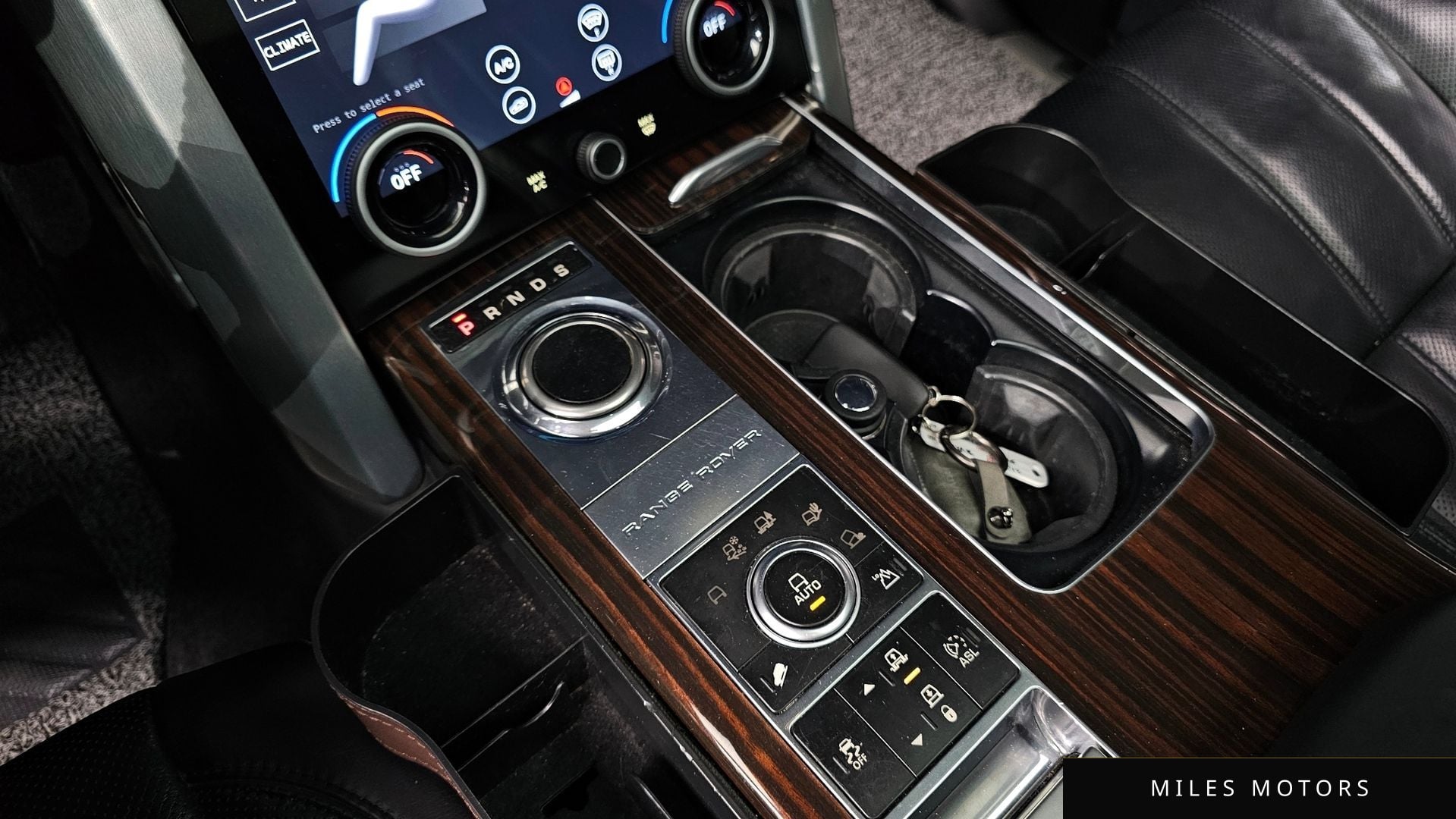 Land Rover Range Rover 2015 — миниатюра 9