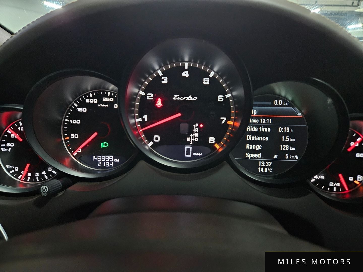 Porsche Cayenne 2011 — миниатюра 8