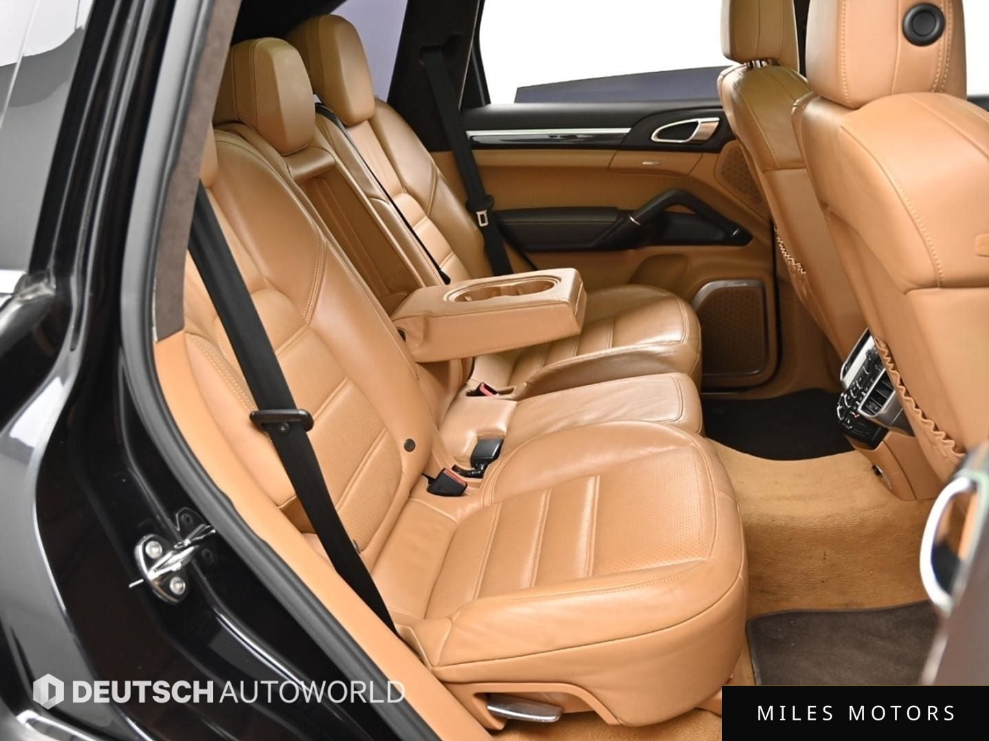 Porsche Cayenne 2011 — миниатюра 12