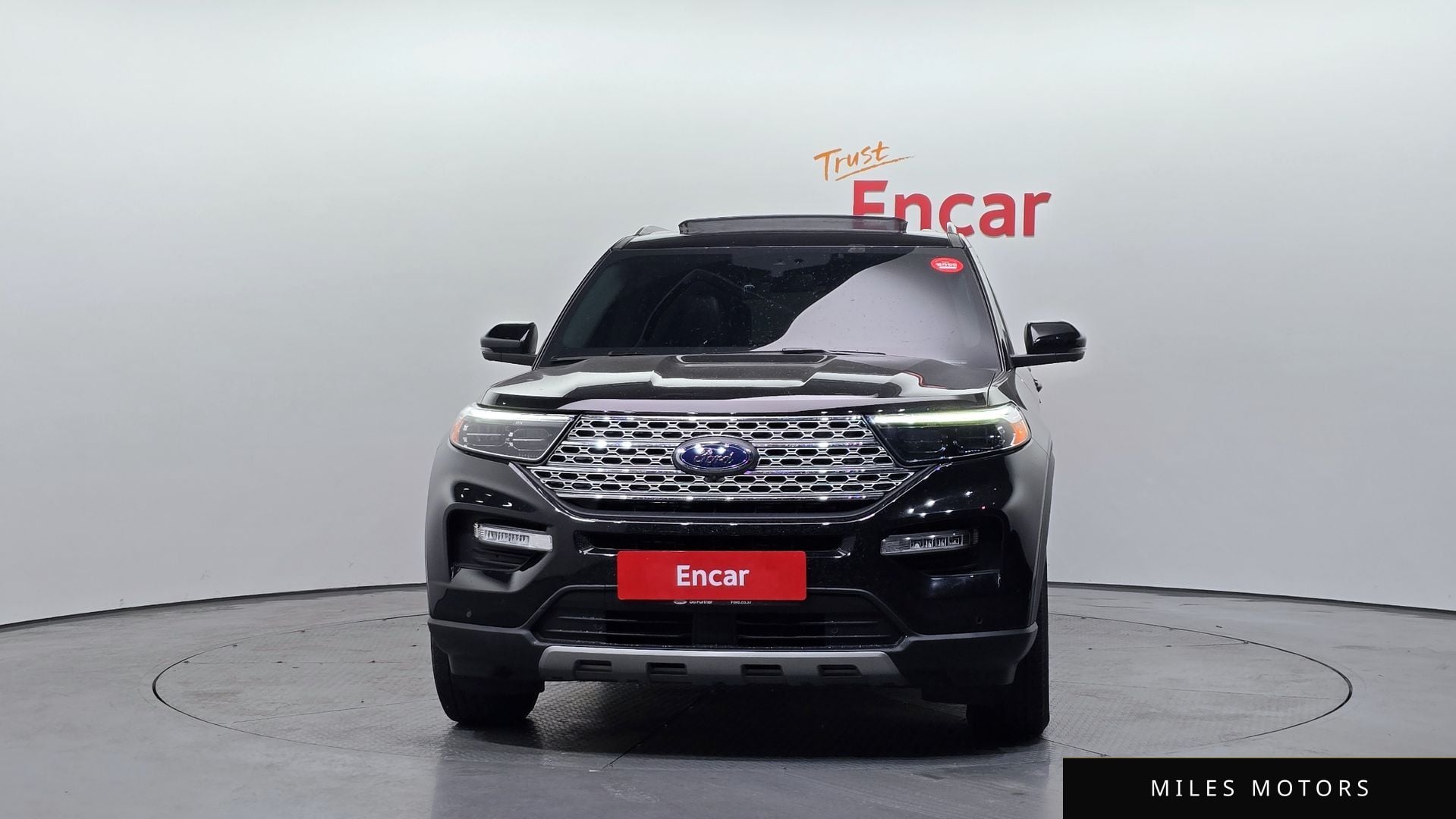 Ford Explorer 2021 — миниатюра 3