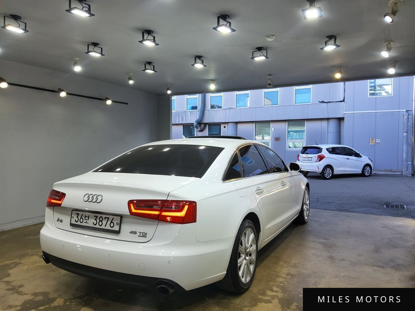 Audi A6 2015 — миниатюра 2