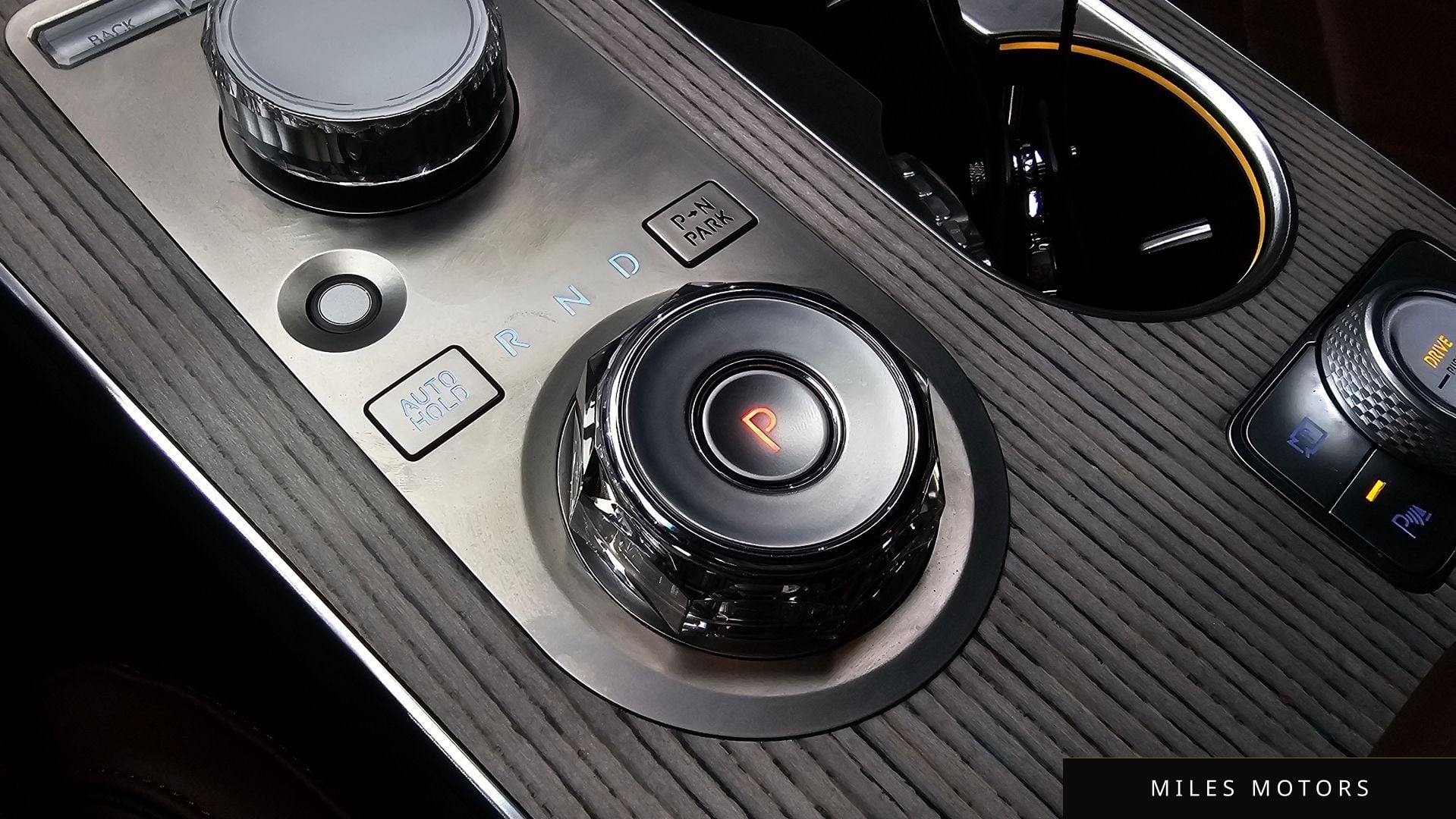 Genesis GV80 2025 — миниатюра 9
