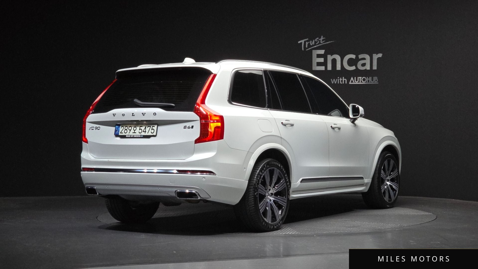 Volvo XC90 2021 — миниатюра 2
