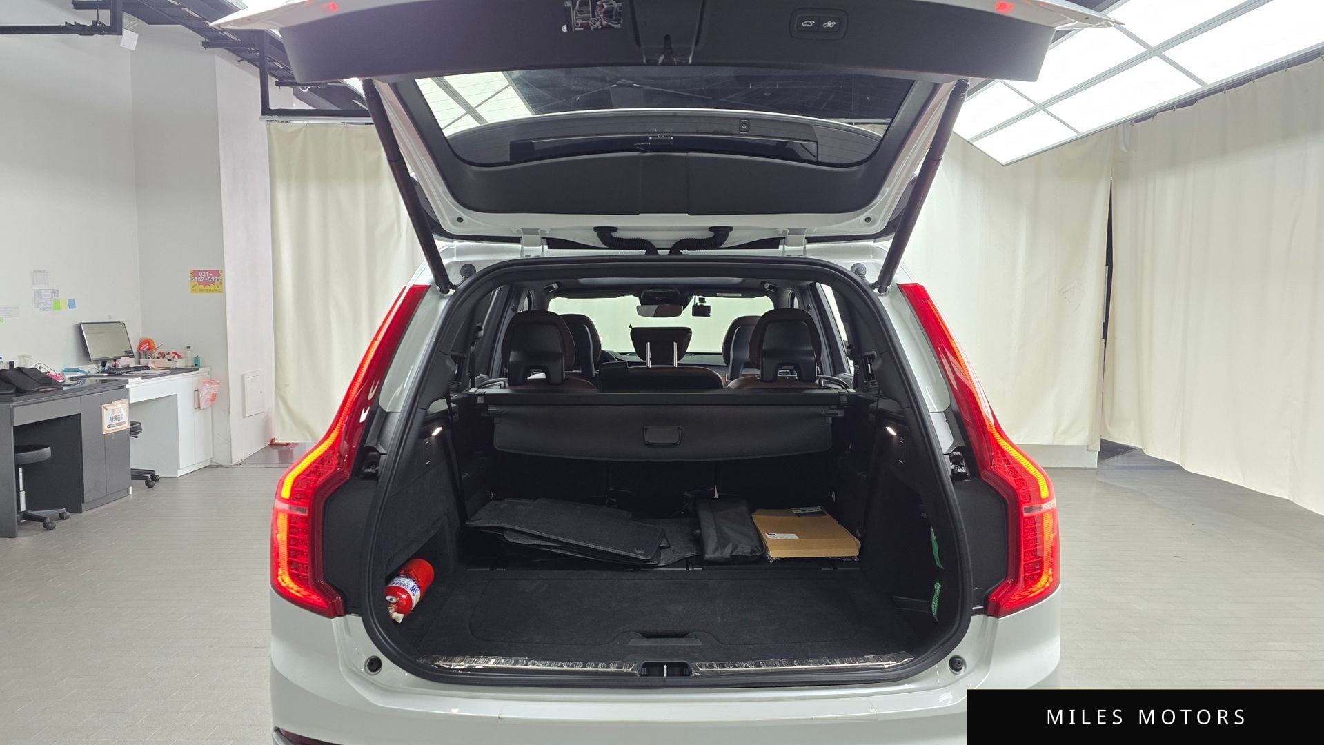Volvo XC90 2021 — миниатюра 20