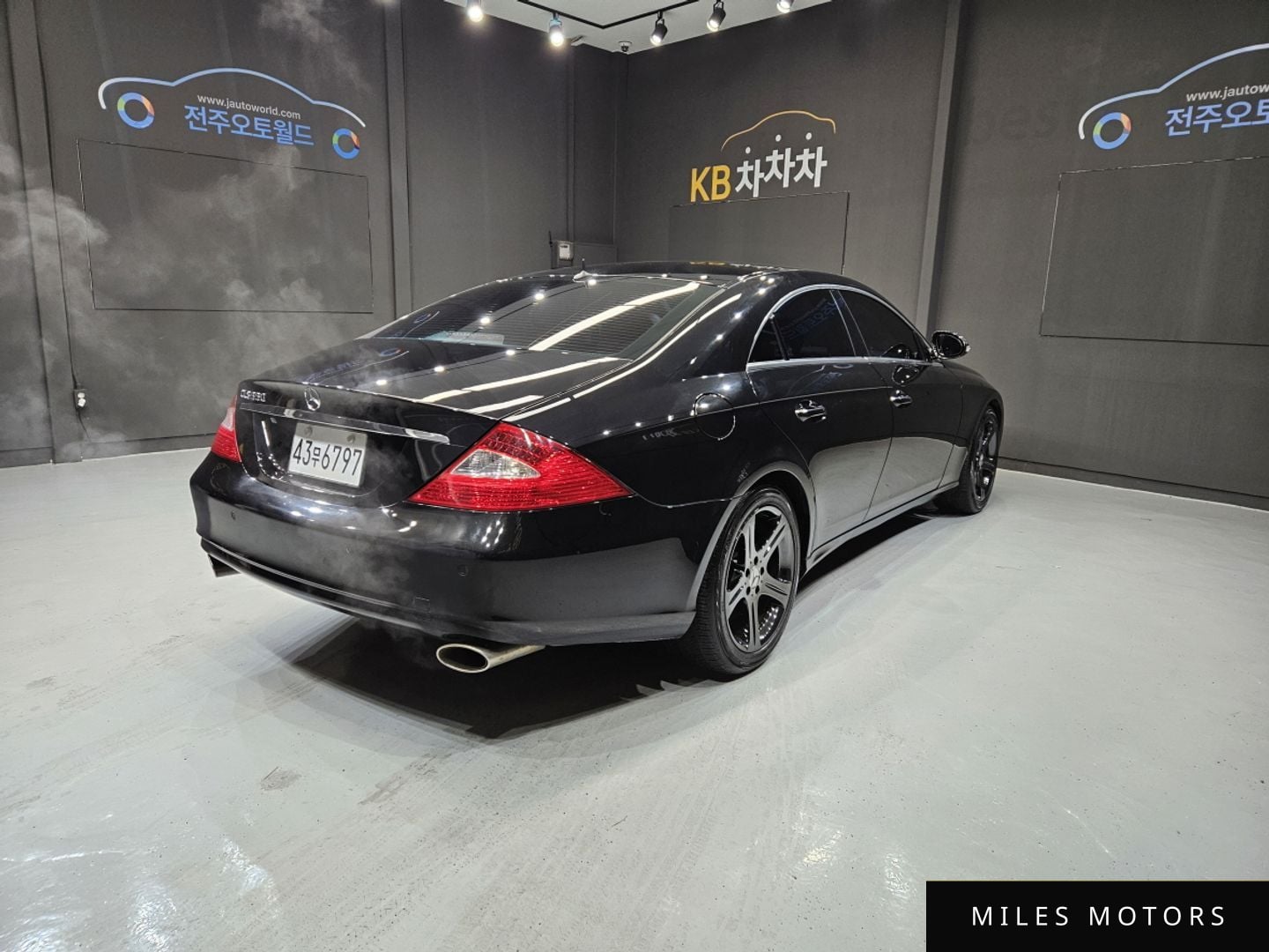 Mercedes-Benz CLS-Class W219 2006 — миниатюра 2