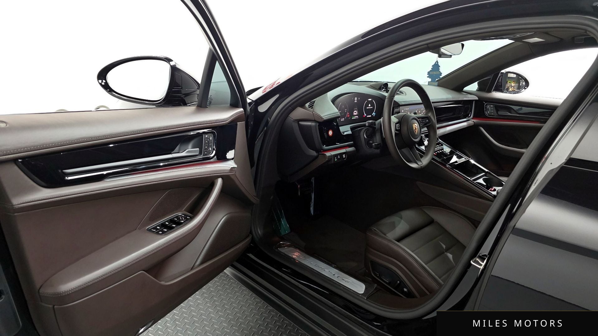 Porsche 파나메라 (976) 2025 — миниатюра 10