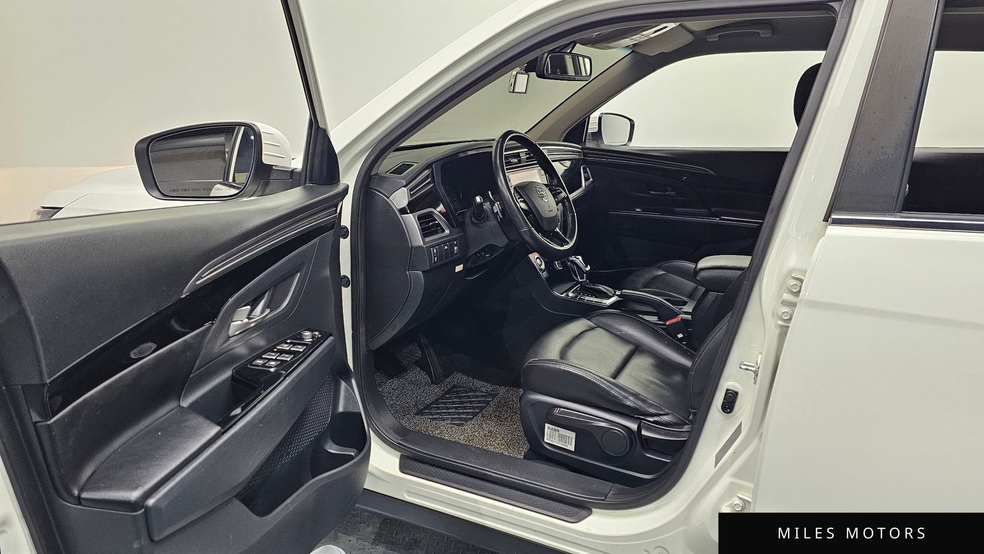 KG Mobility Beautiful Korando 2020 — миниатюра 9