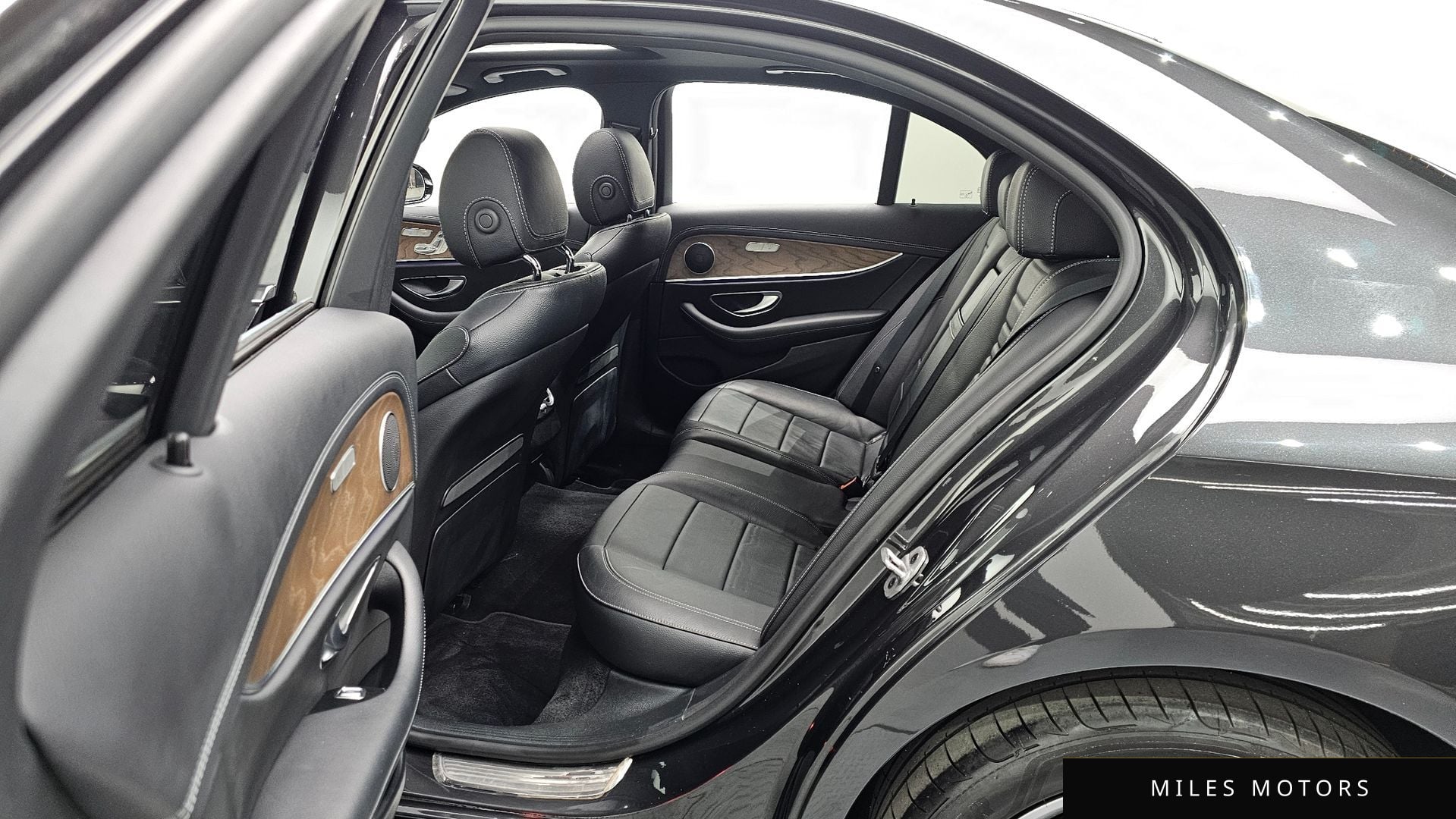 Mercedes-Benz E-Class W213 2021 — миниатюра 12