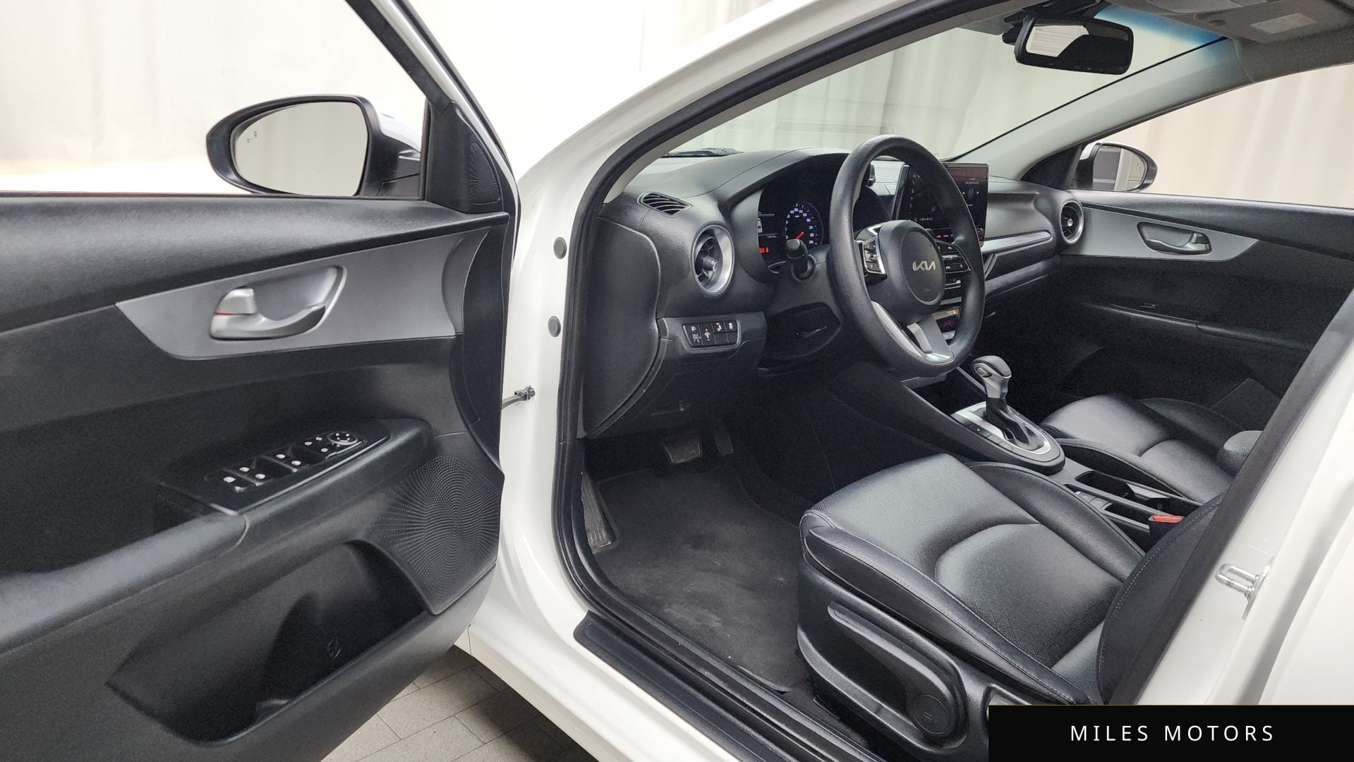 Kia K3 2022 — миниатюра 10