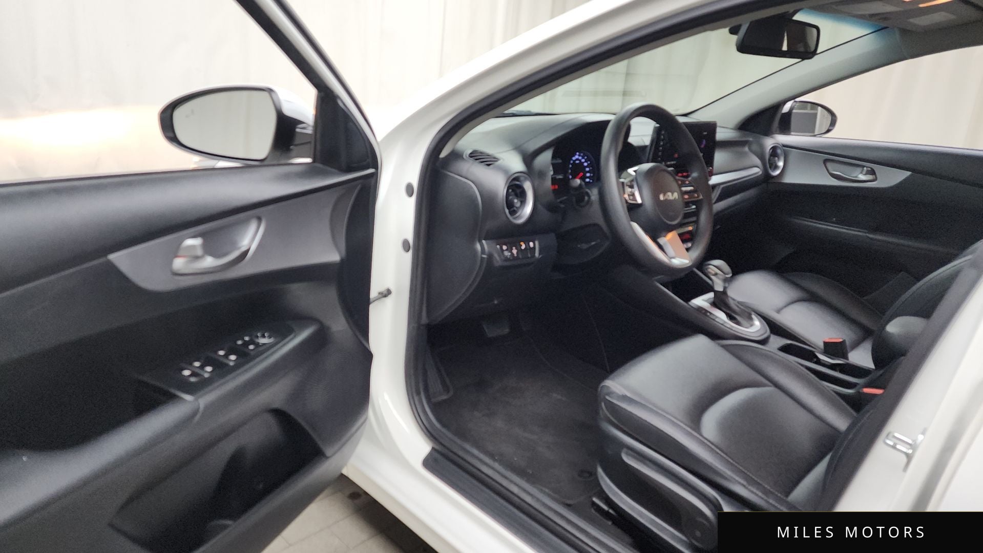 Kia K3 2022 — миниатюра 10