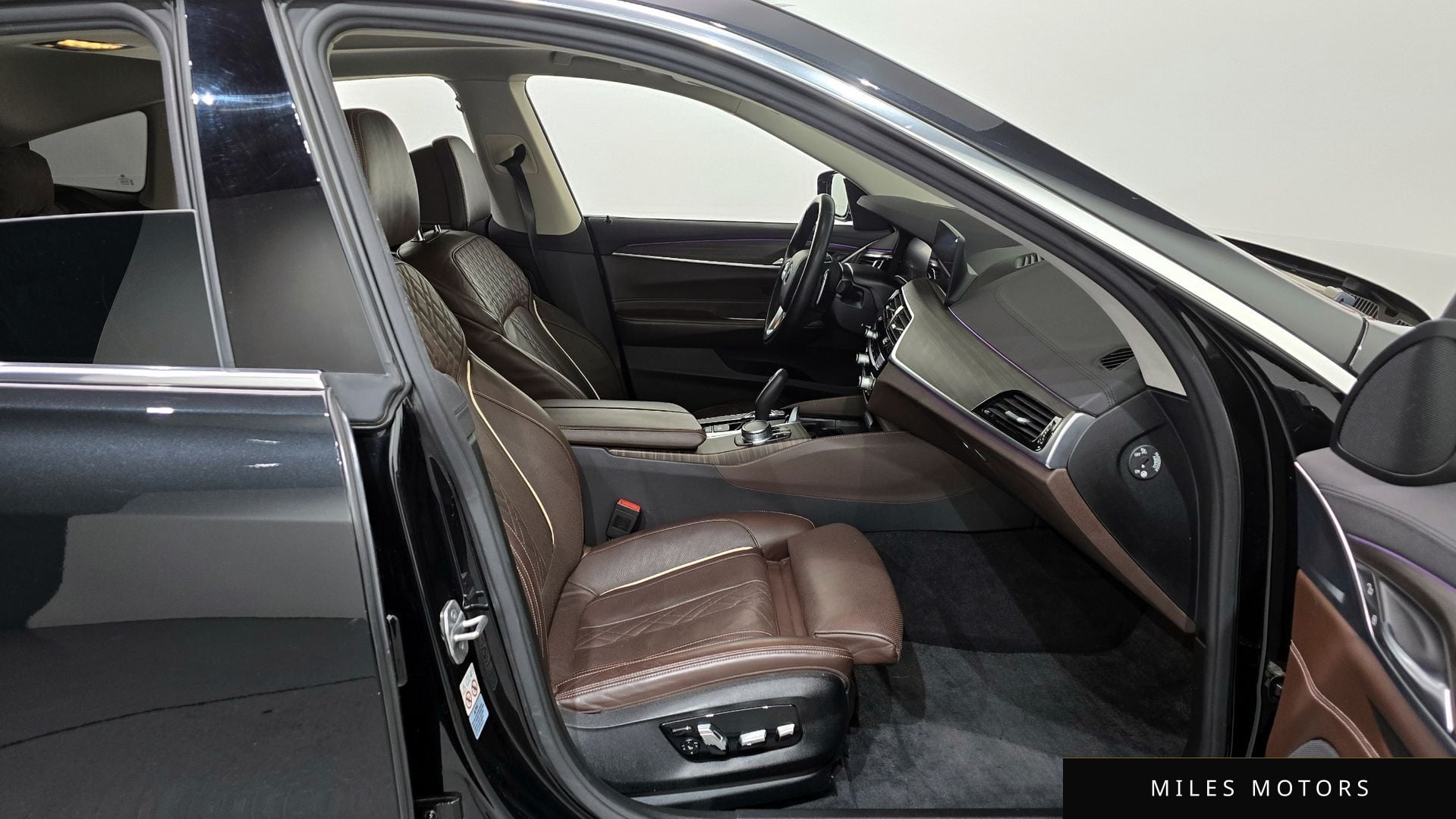 BMW 6 Series GT (G32) 2020 — миниатюра 11