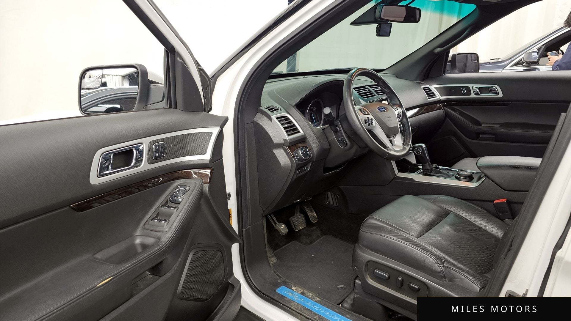 Ford Explorer 2015 — миниатюра 10