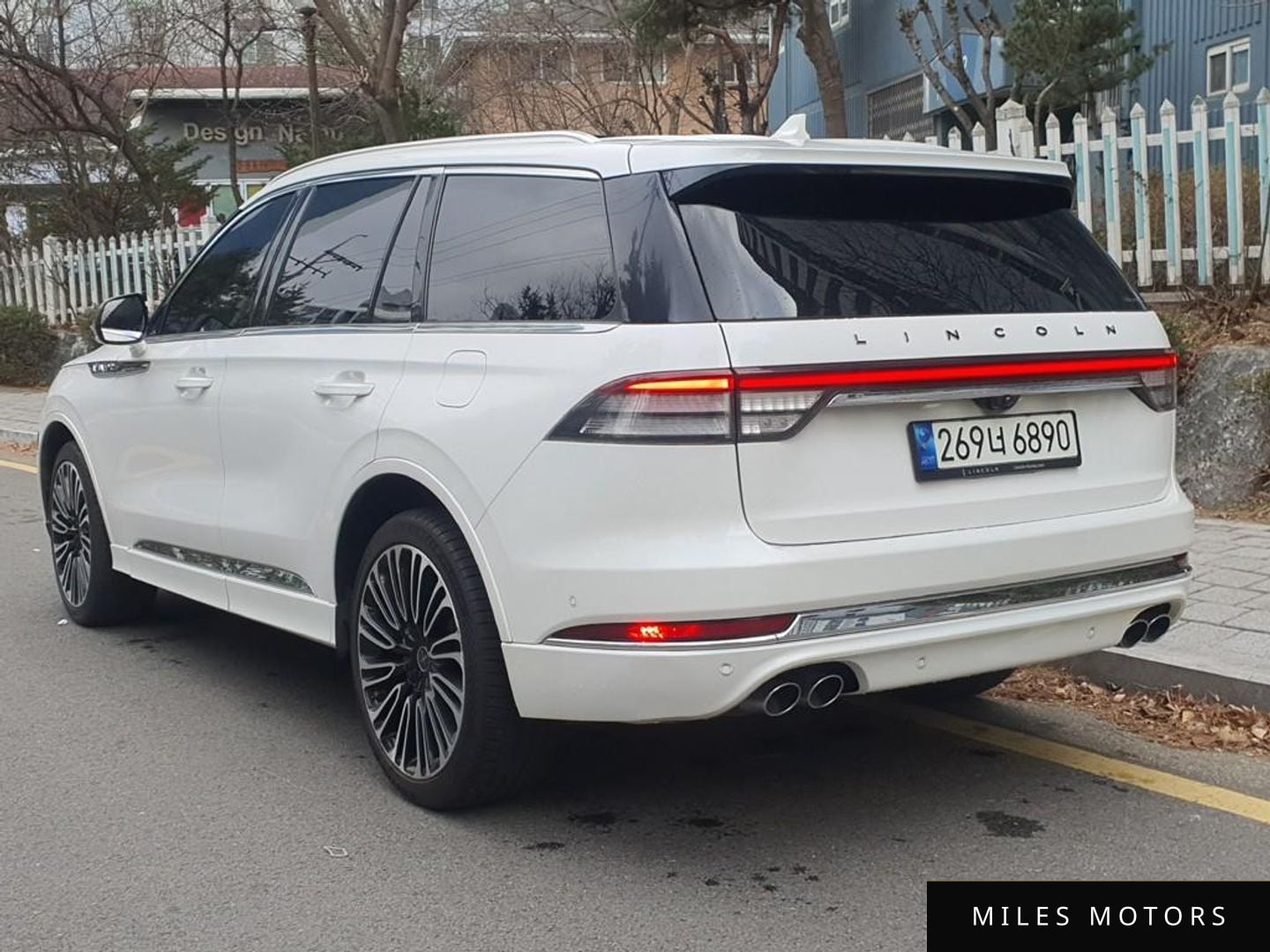 Lincoln Aviator 2021 — миниатюра 2